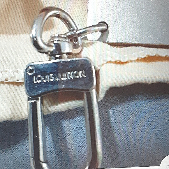 LOUIS VUITTON TRAVELING REQUISITIES CHARM KEYCHAIN RARE - Picture 4 of 4